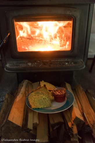 wood stove in yurt 5 in Silent Lake + french toast with jam